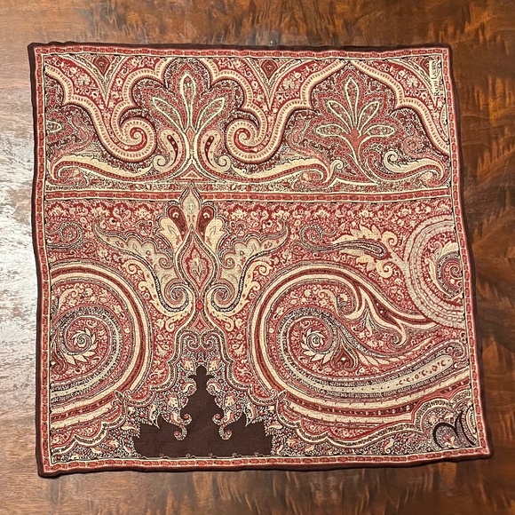 Ralph Lauren silk and wool 21" square scarf with paisley motif and brown back - Picture 1 of 3